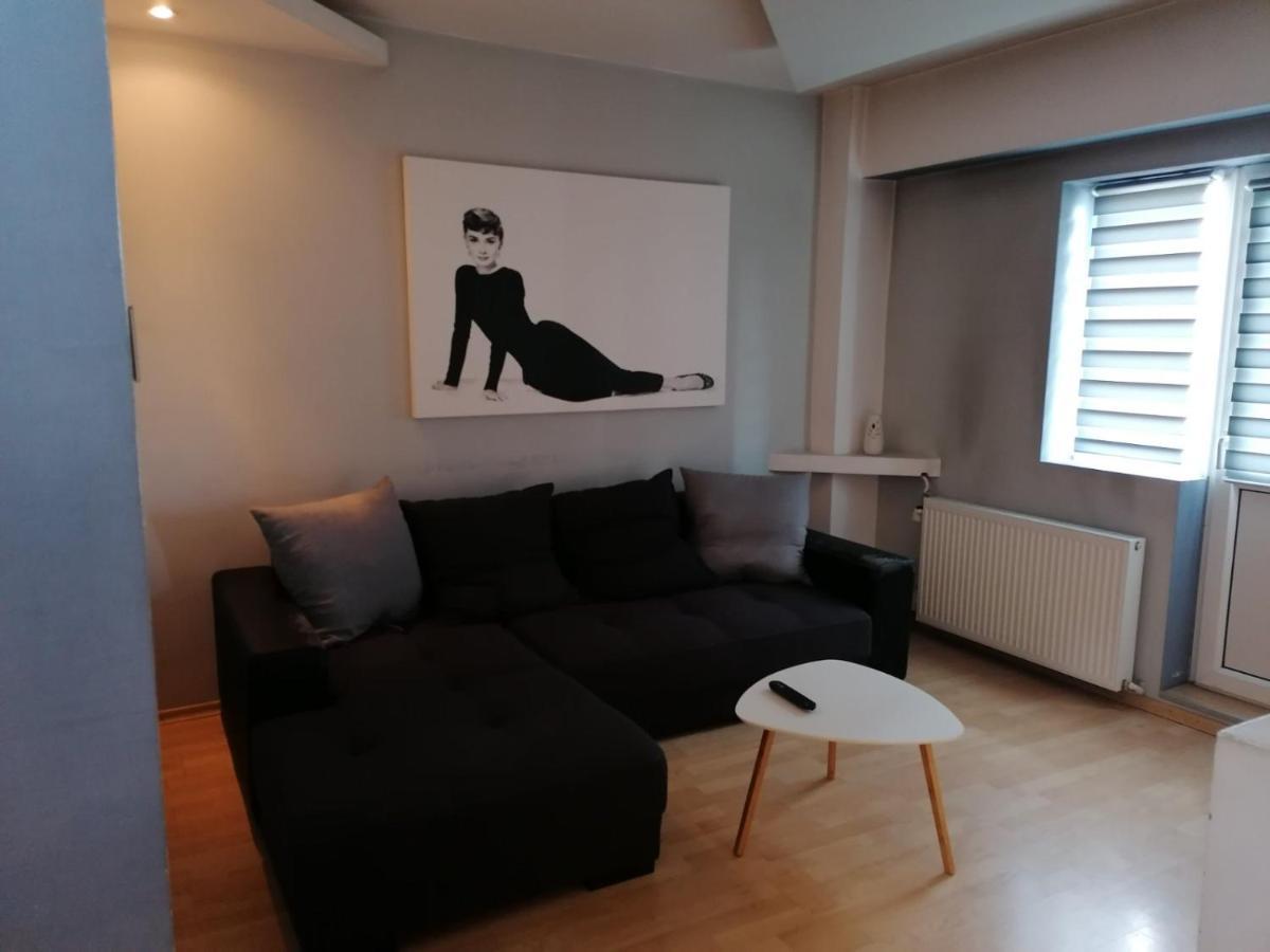 Ariana Apartment By EasyBucureşti Exterior foto
